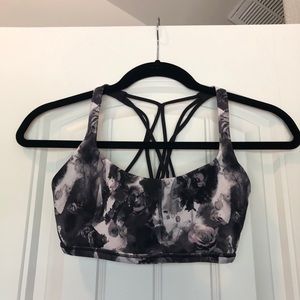 Lululemon Free to Be Zen Bra